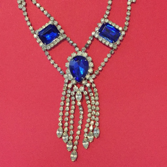 Vintage Rhinestone Necklace - Picture 3 of 3